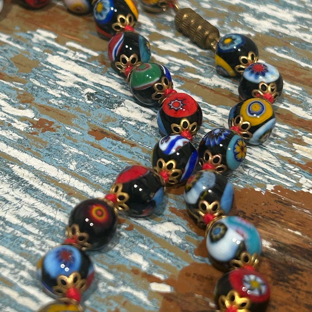 Vintage Murano Millefiori glass bead necklace, 28 inches - Picture 3 of 7